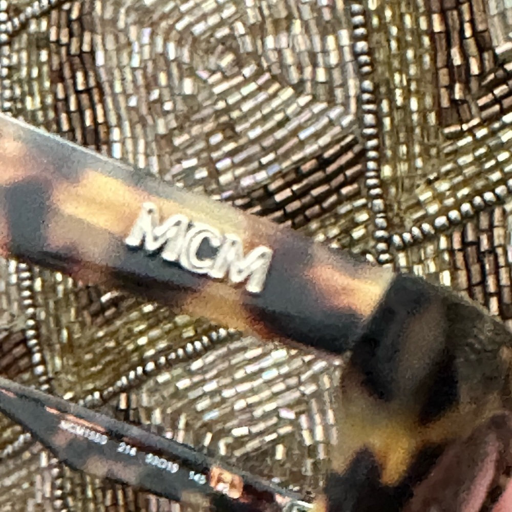 New🔥MCM Sunglasses - Picture 5 of 6